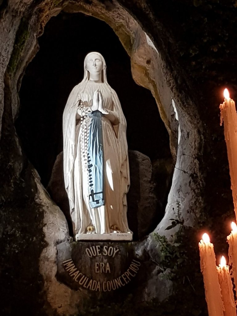 Virgen de Lourdes Parroquia Transfiguración de